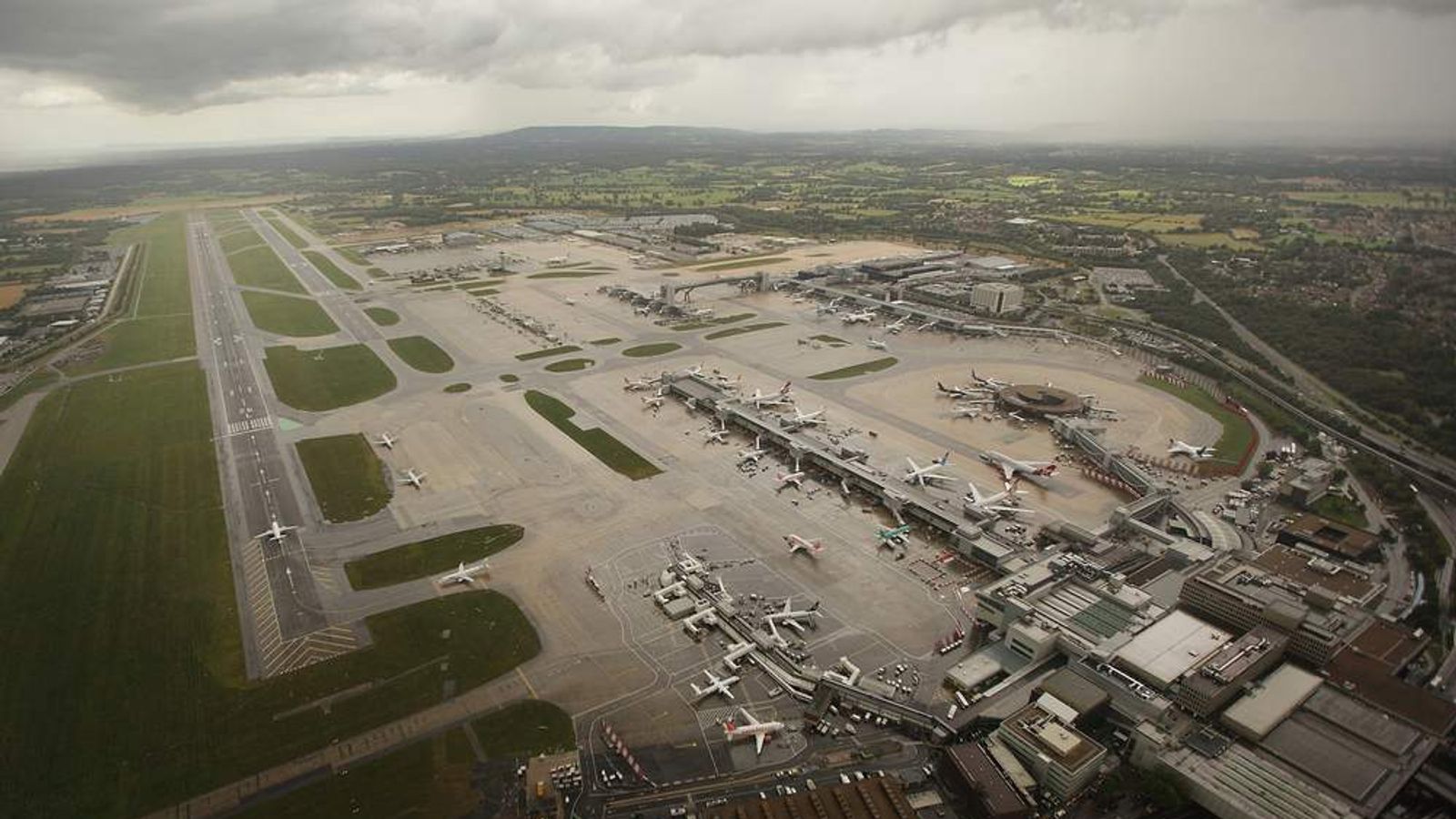 Gatwick boss Wingate accuses Commission of runway decision mistakes