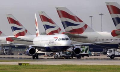 BA apologizes for delays caused by computer glitches