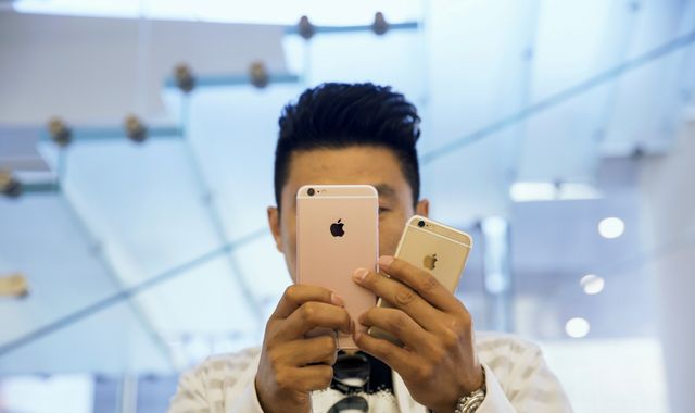OPPO Beats Huawei to No. 1 in Chinese Smartphone Market