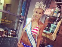 Former Miss California Baylee Curran called 911