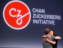 Mark Zuckerberg announces the Chan Zuckerberg Initiative to &#34;cure, prevent or manage all disease&#34; by the end of the century during a news conference at UCSF Mission Bay in San Francisco, California, U.S. September 21, 2016. REUTERS/Beck Diefenbach