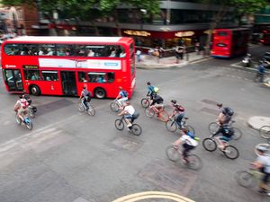 London mayor plans to ban thousands of lorries to protect cyclists London mayor plans to ban thousands of lorries to protect cyclists