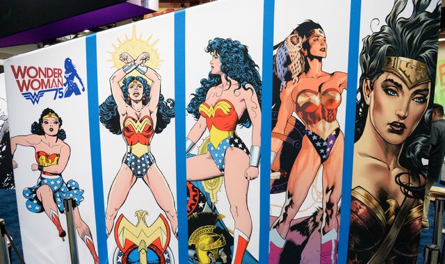 Wonder Woman is bisexual, says DC Comics writer Greg Rucka Wonder Woman is bisexual, says DC Comics writer Greg Rucka