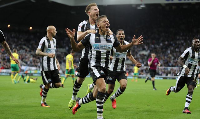 Late show from Magpies stuns Canaries Late show from Magpies stuns Canaries