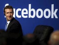 Mark Zuckerberg has dismissed the influence of bogus stories on Facebook