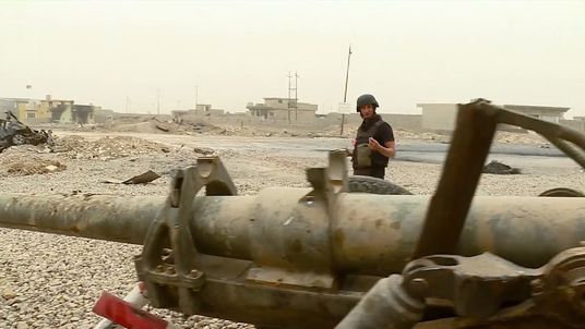 Alex Rossi on the frontline near Mosul