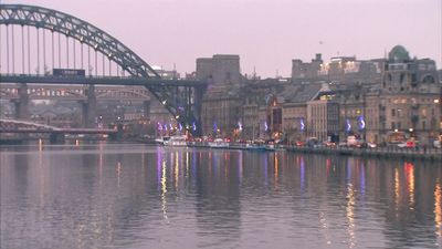 Nation Divided: Downbeat mood over economy