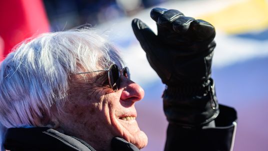 Bernie Ecclestone could step down from F1 role