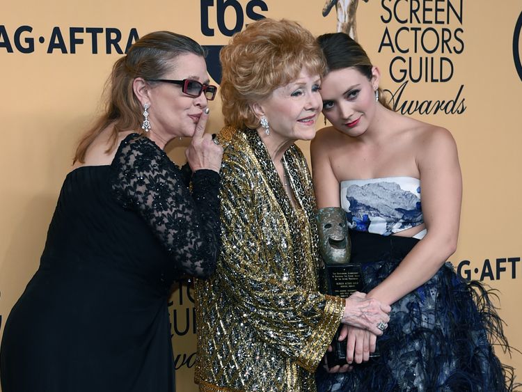 Carrie Fisher, Debbie Reynolds, and Billie Lourd in 2015