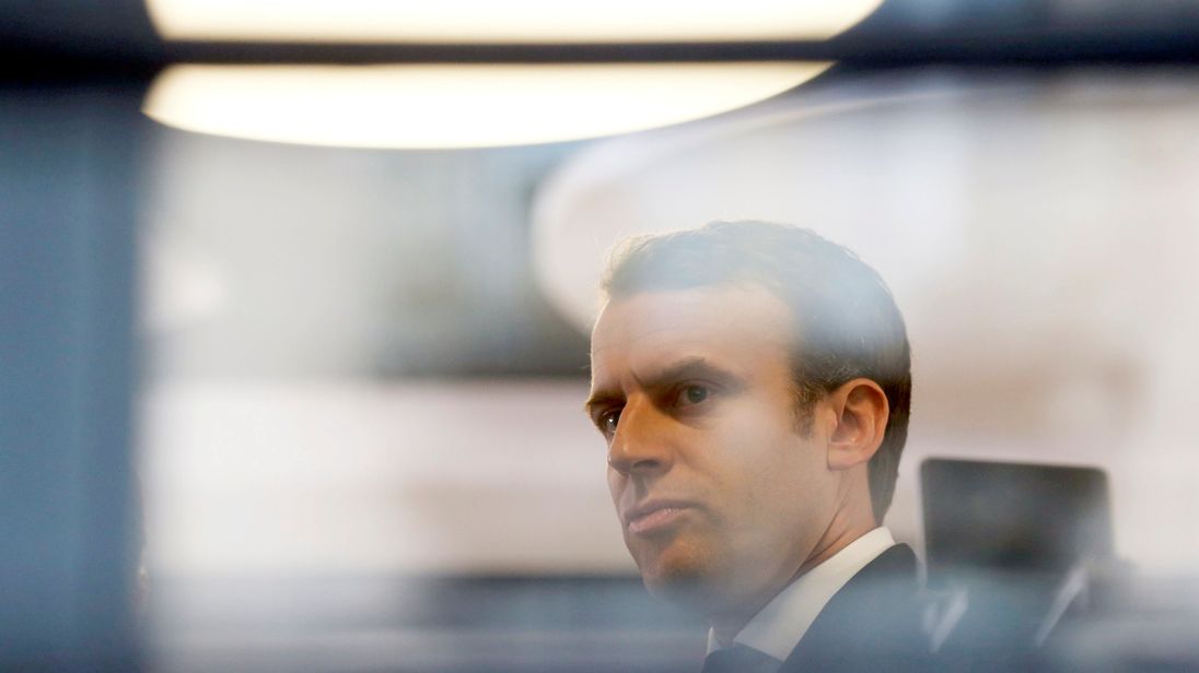 French election: voters decide between Macron and Le Pen