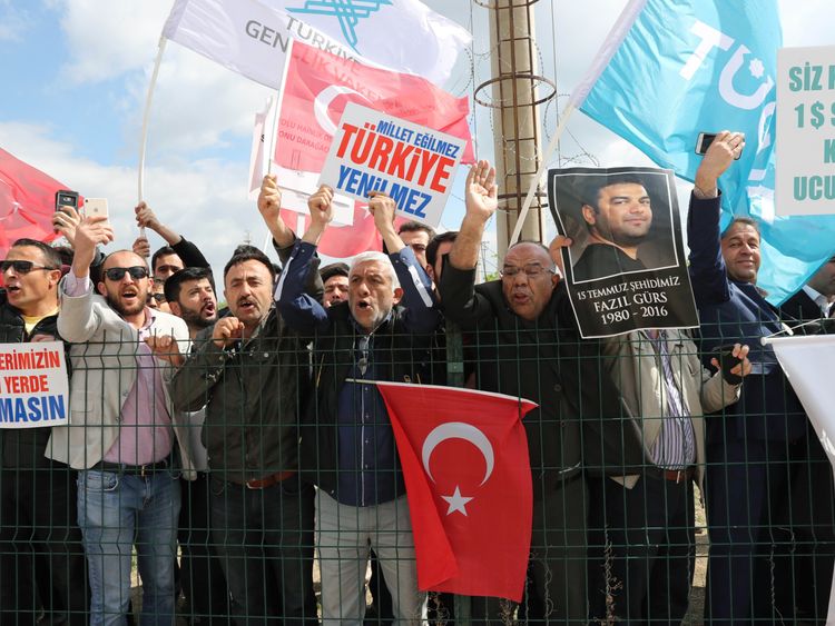 Trial opens in Turkey against 221 suspected coup instigators