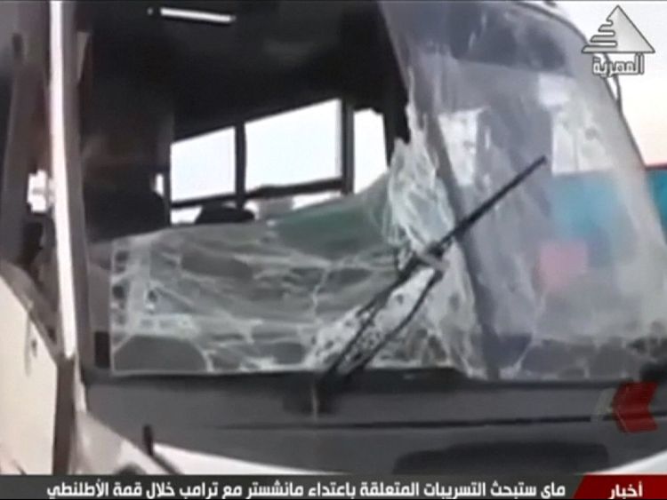 IS-linked militants opened fire on the bus as it travelled to a monastery