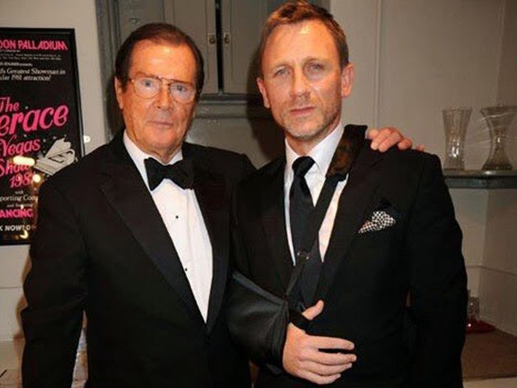 Private memorial held for 'Roger Moore'
