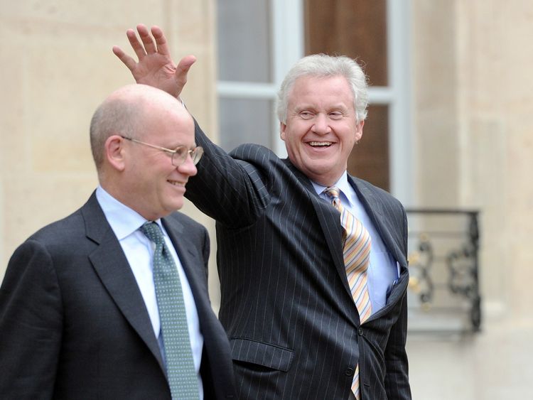 Jeffrey Immelt (R) and John Flannery