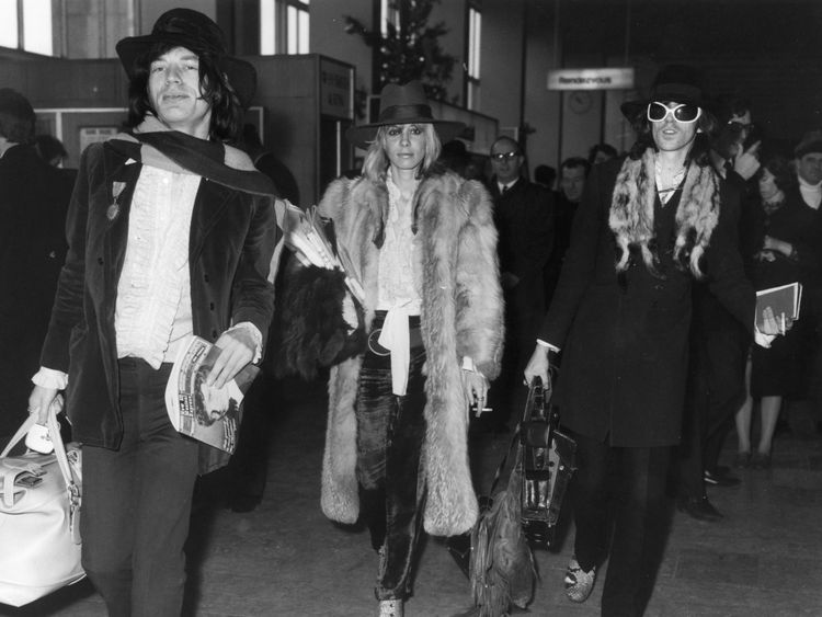 (L-R) Mick Jagger, Anita Pallenberg and Keith Richards