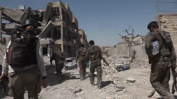 The battle to drive IS out of Raqqa continues
