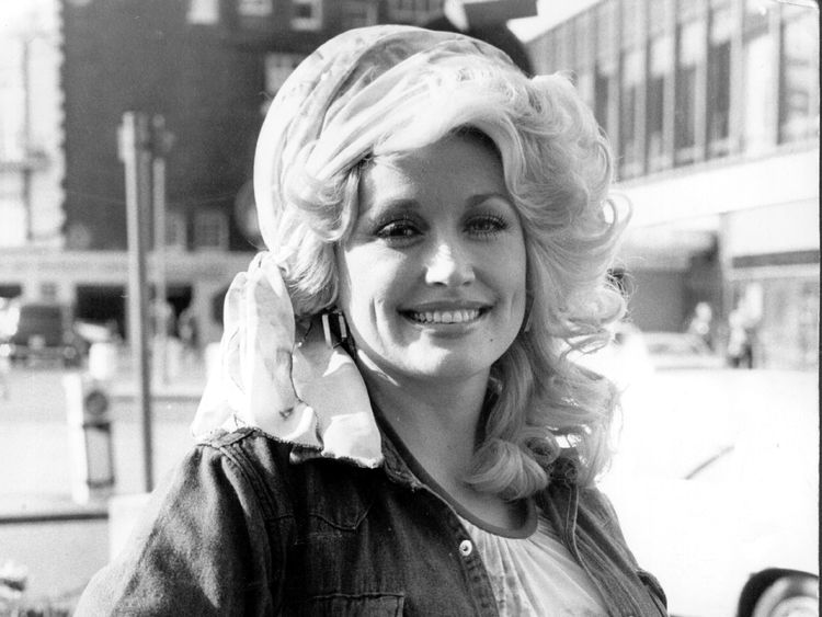 Dolly Parton pictured in London as part of a 1977 tour