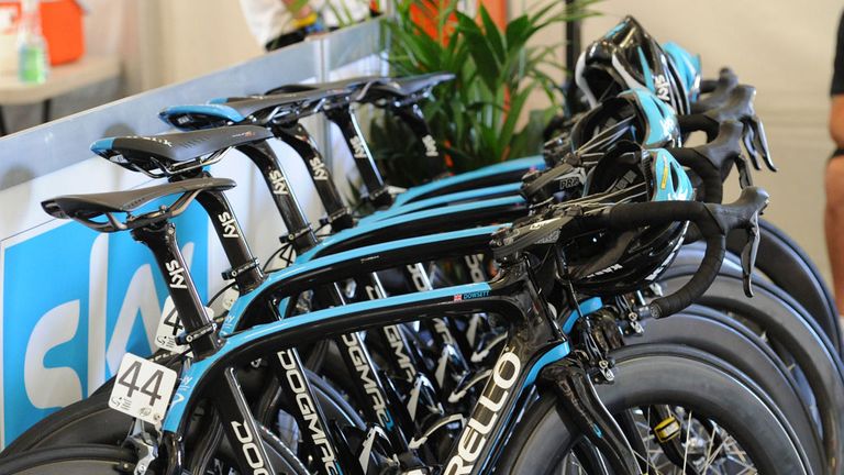 pinarello f1