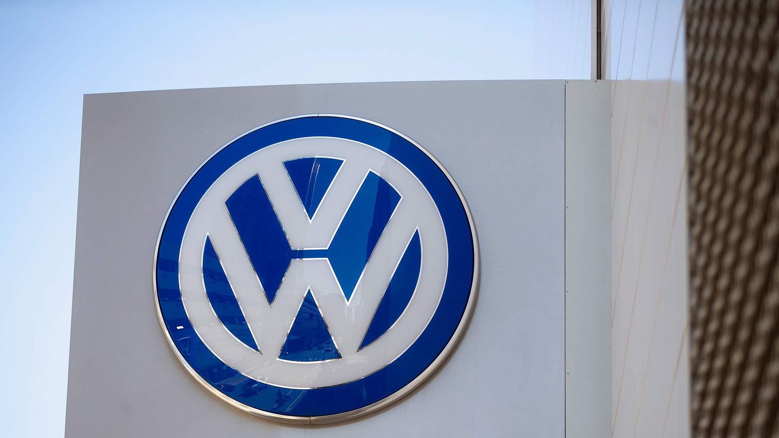 VW Scandal: UK Motorists Consider Legal Action | UK News | Sky News