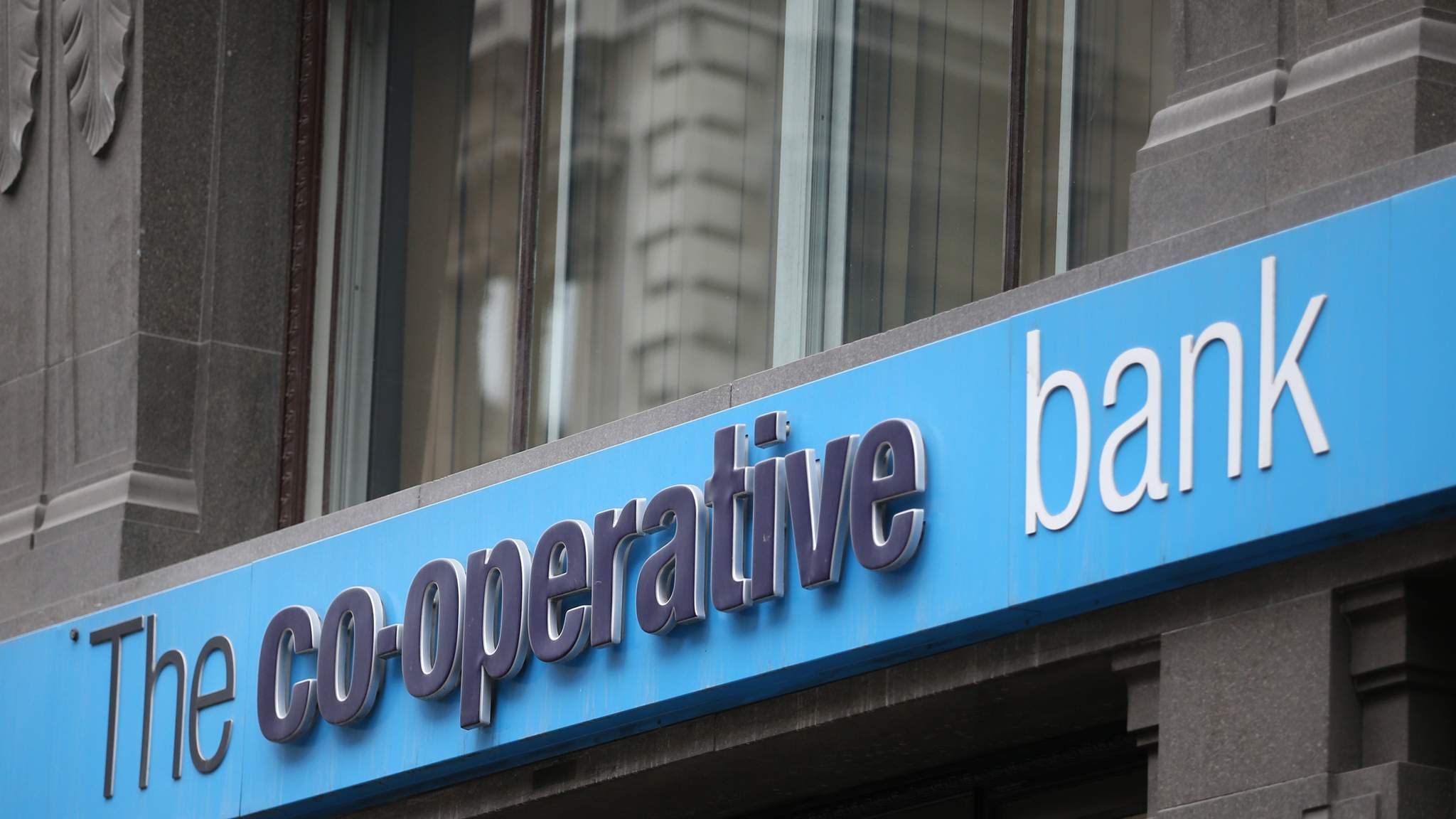 Банки запрет. Co-operative Bank банк. Кооперативный банк это. Кооперативные банки это. Cooperative Bank Англии.