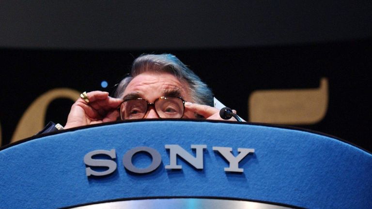 Ronnie Corbett death