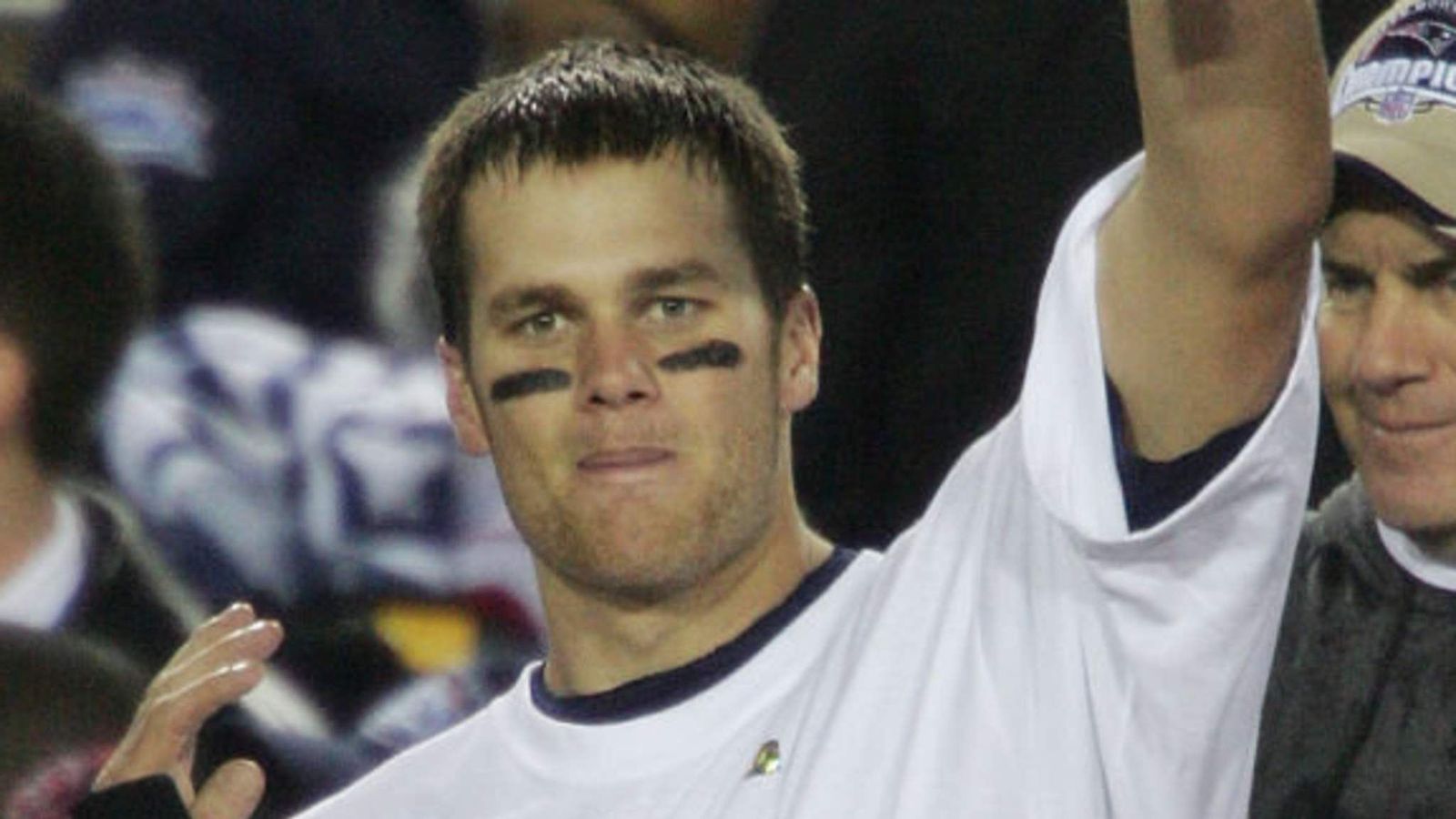 Tom Brady S Deflategate Suspension Restored Us News Sky News