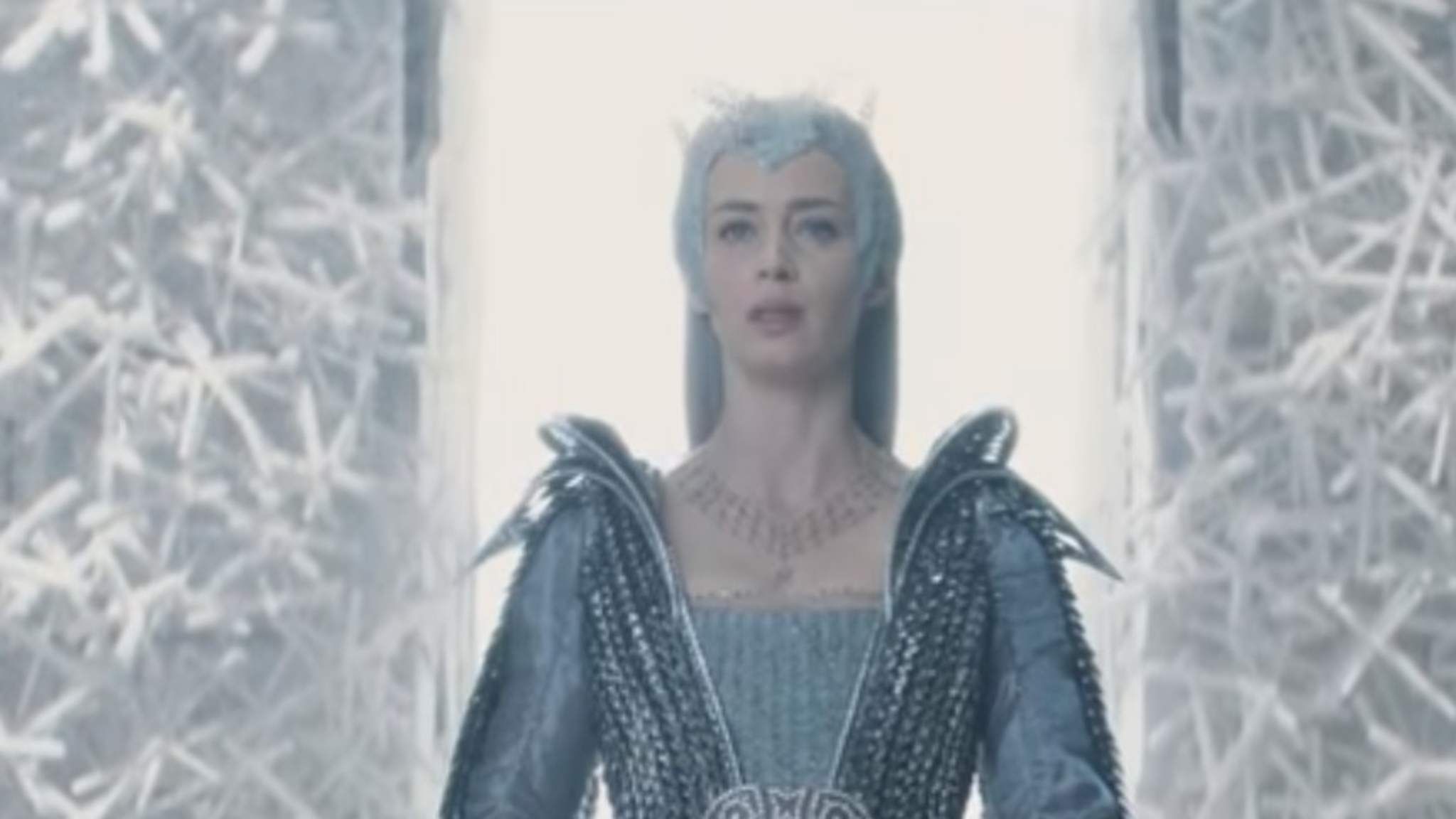 Повелительница драконов. Фрейя белоснежка и охотник 2. Повелительница города сказок трейлер. Повелительница города сказок трейлер. Страшные сказки / il racconto dei racconti (2015).