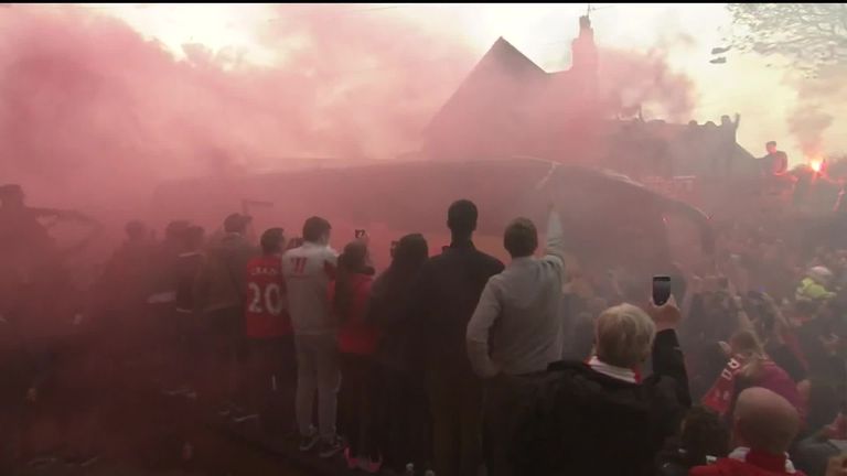 Watch: Liverpool arriving at Anfield | Video | Watch TV Show | Sky Sports