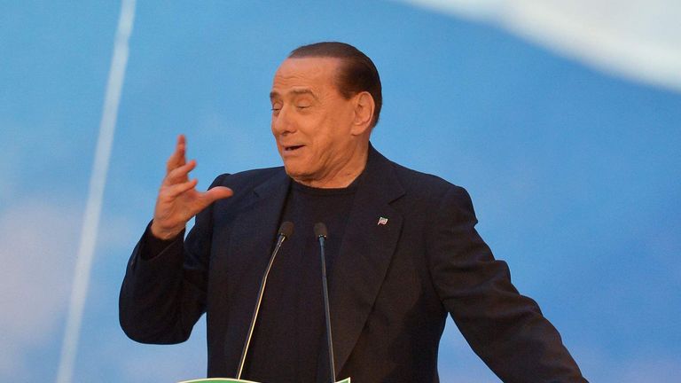 ITALY-POLITICS-BERLUSCONI