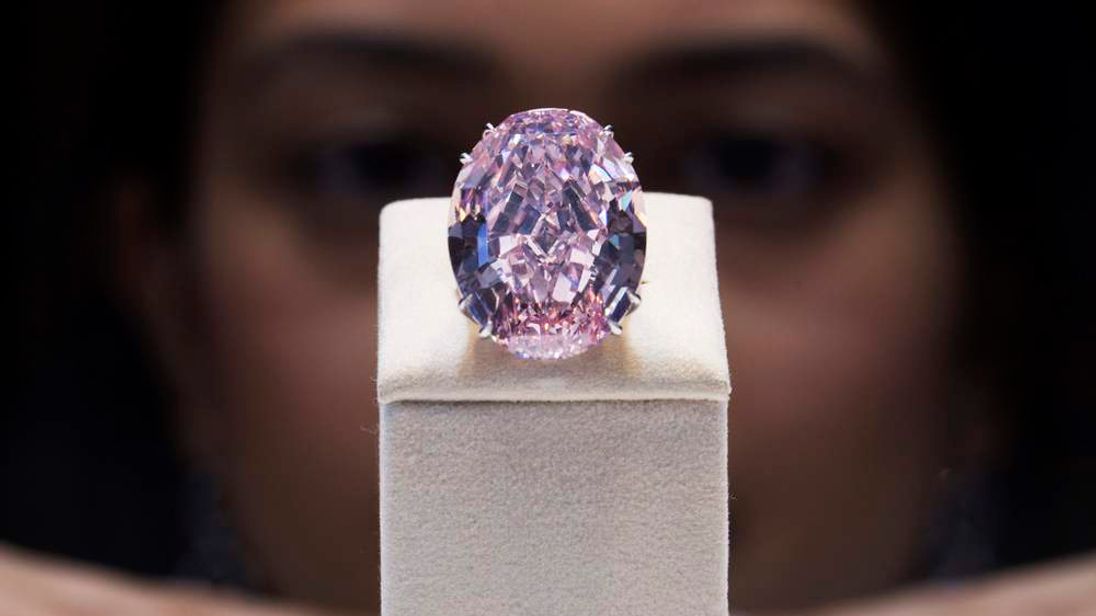 'Pink Star' Diamond Set To Sparkle At Auction