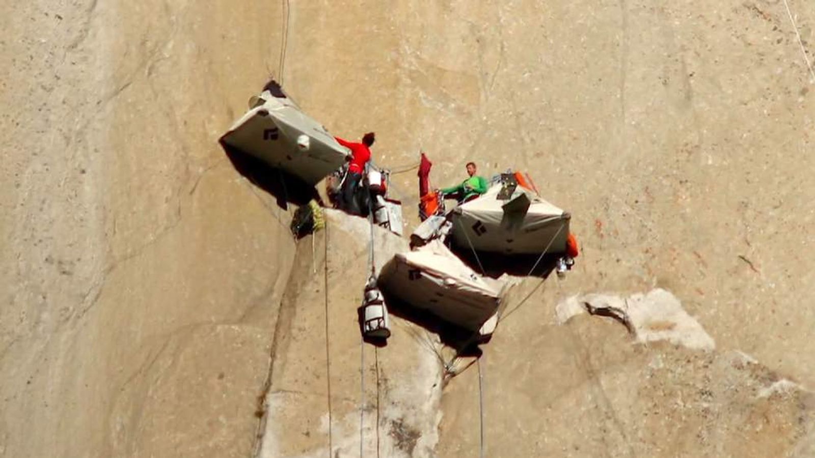 Yosemite Free Climbers Reach El Capitan Summit Us News Sky News