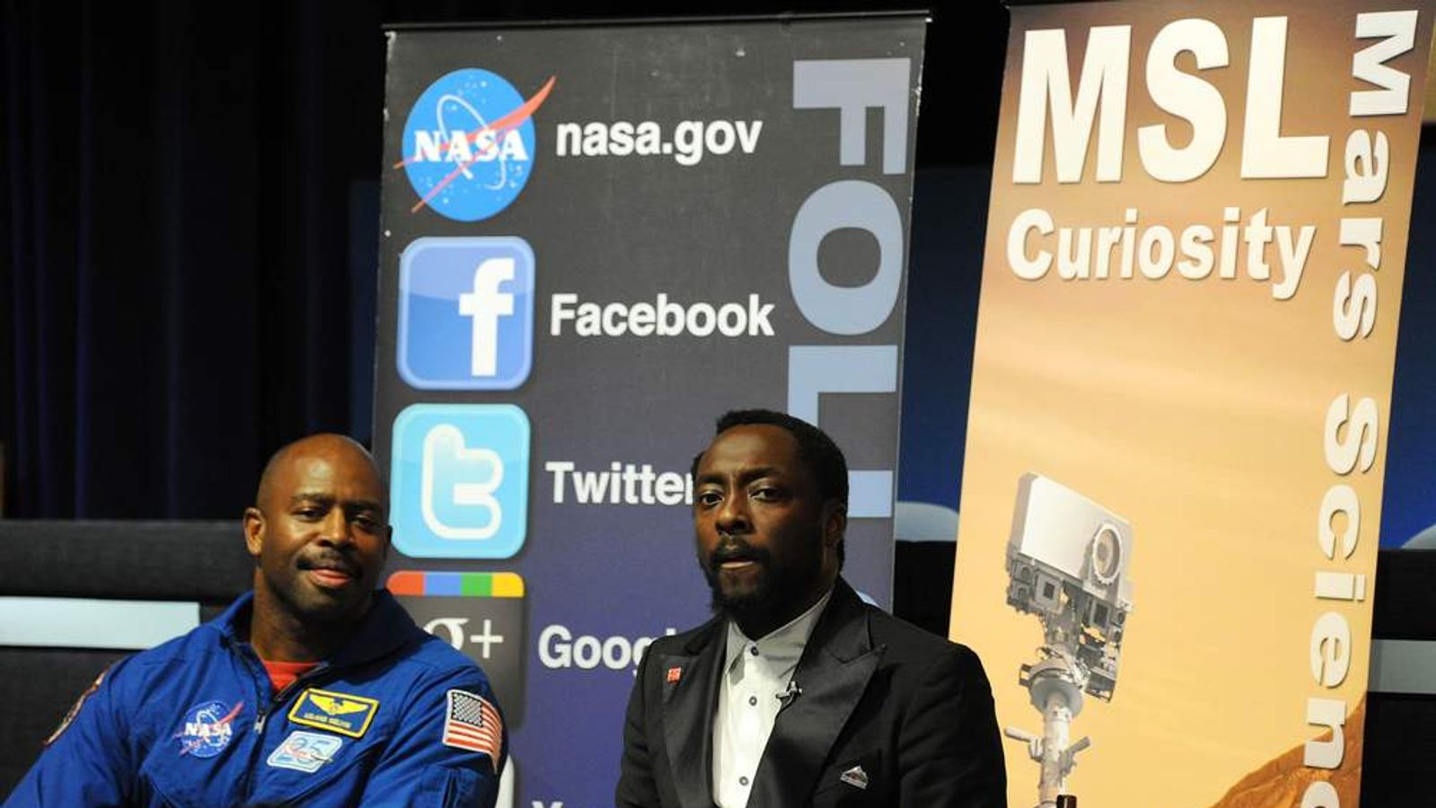 Rapper Launches New Single From Red Planet | Ents & Arts News | Sky News