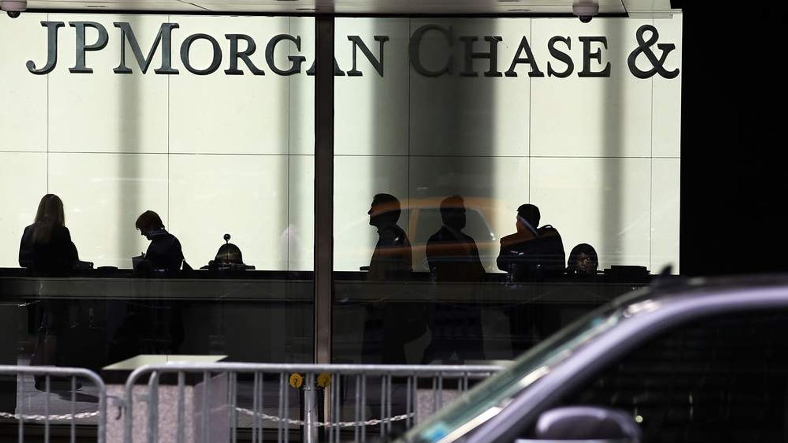 Jpmorgan Fined £570m Over London Whale Loss Business News Sky News 6387