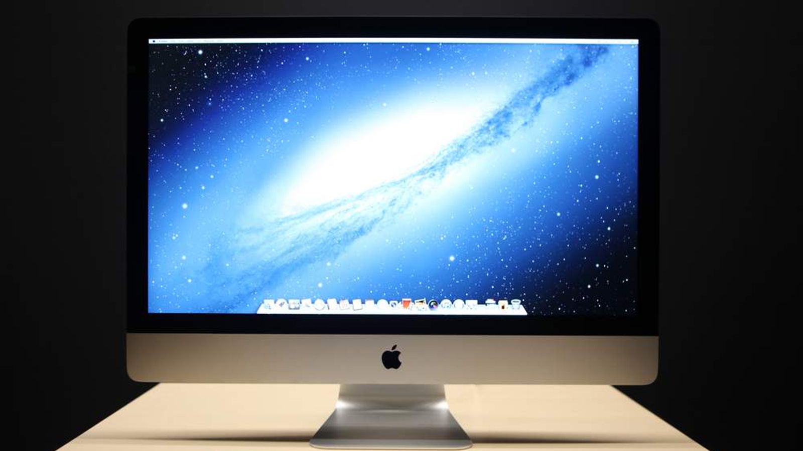 Apple mac desktop