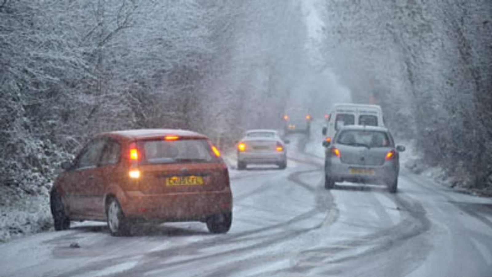 Top Tips For Driving Safely On Icy Roads UK News Sky News