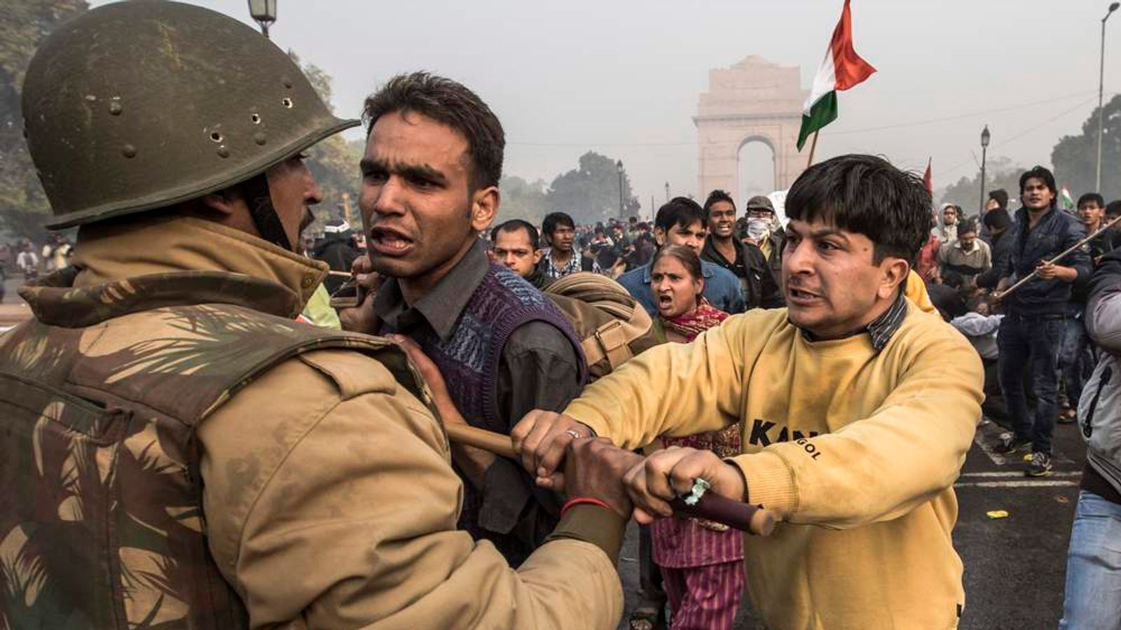 Захват дели. Христианские погромы в Индии. За мир в Индии протестовал. Беспорядки в Индии сегодня.