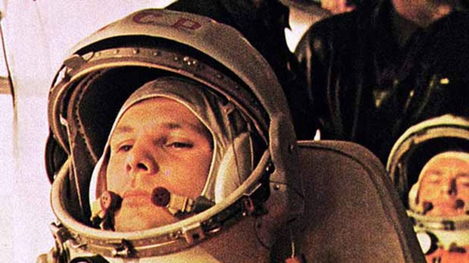 Юрий Гагарин поллёт в космос миссия мира