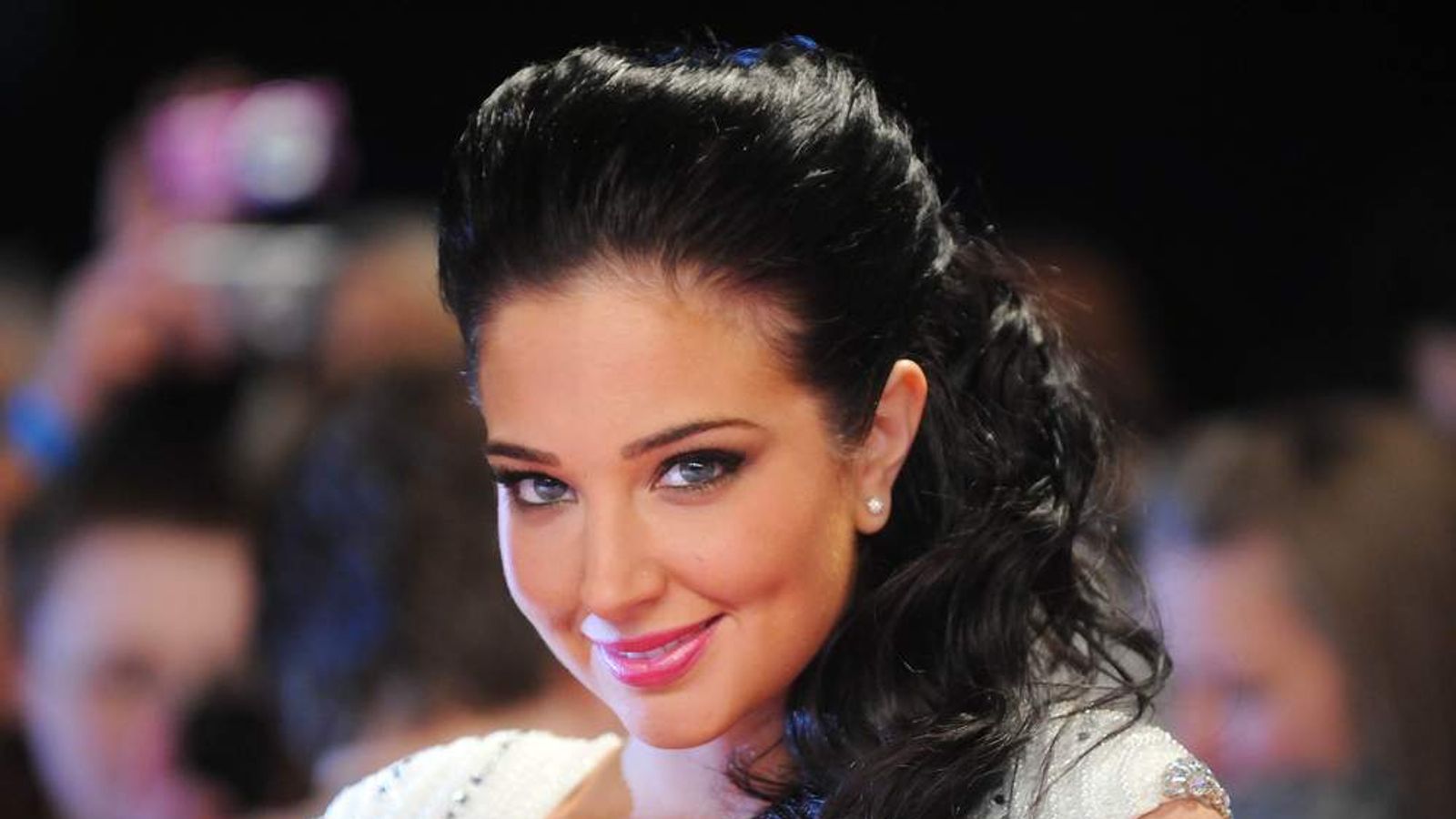 Tulisa Contostavlos Bailed After Drugs Arrest | Ents & Arts News | Sky News