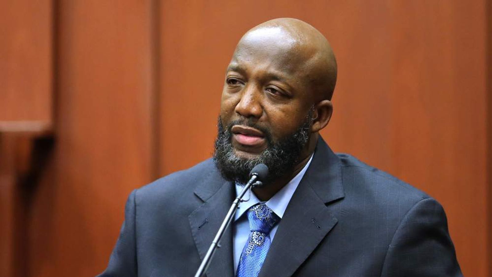 Trayvon's Dad 'Said Screams Not His Son' | US News | Sky News