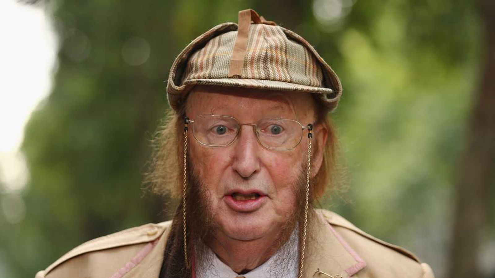 McCririck Loses C4 Age Discrimination Case | UK News | Sky News