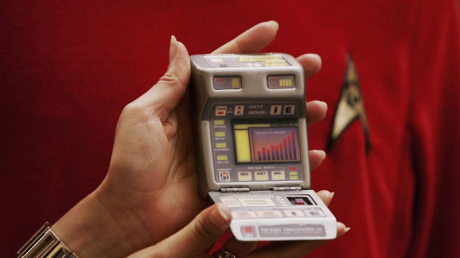 Star Trek Tricorder To Be Brought To Life Science, Climate & Tech