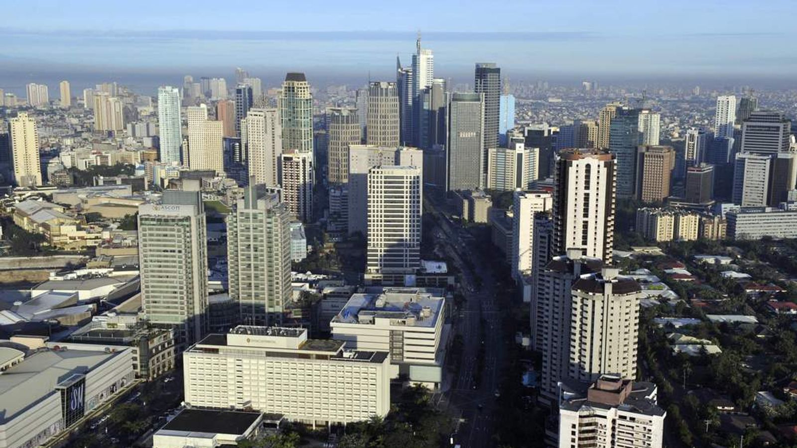 Makati City Named Selfie Capital Of World World News Sky News