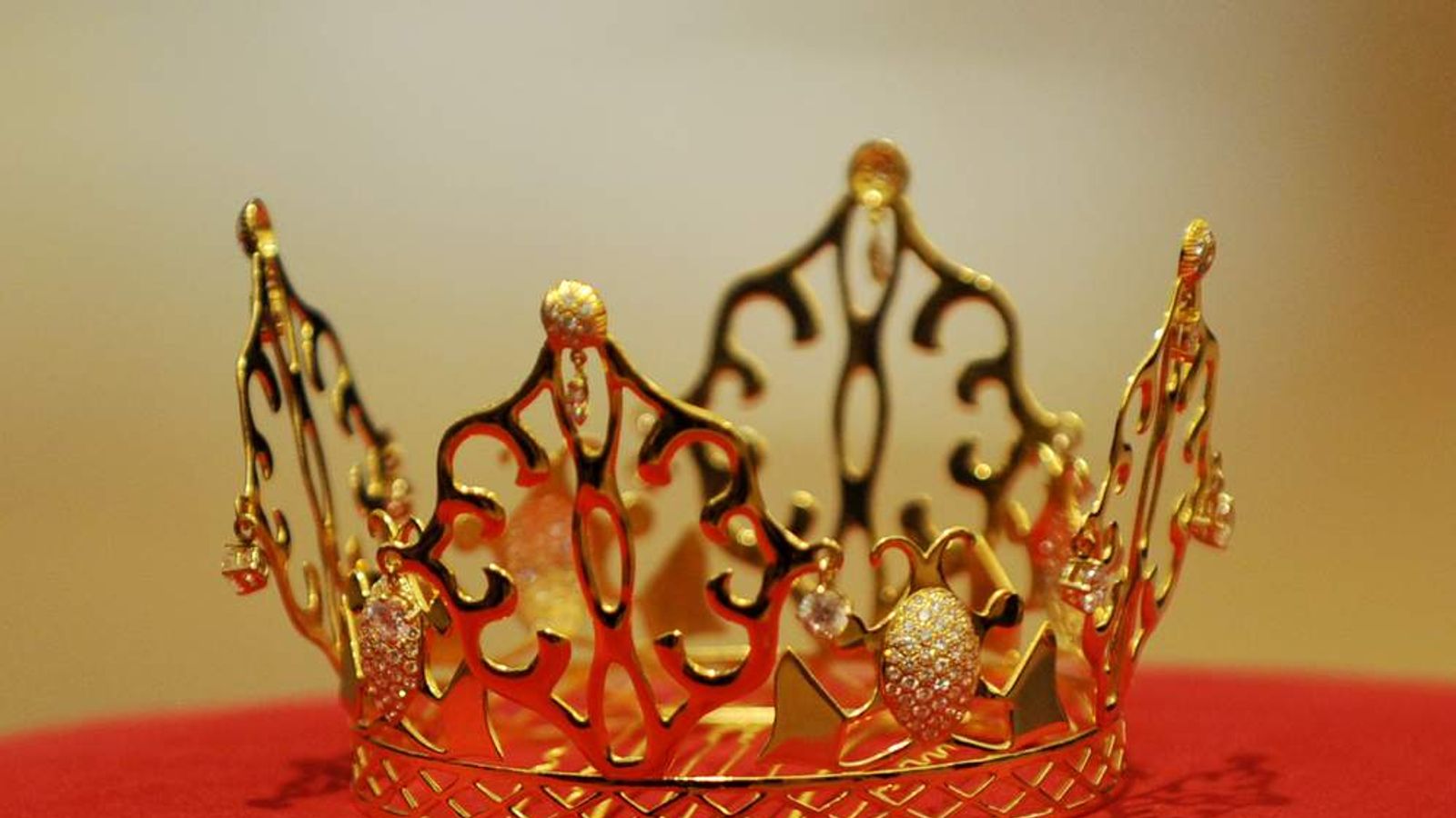 Victoria Beckham's Wedding Tiara To Go On Sale Ents & Arts News Sky