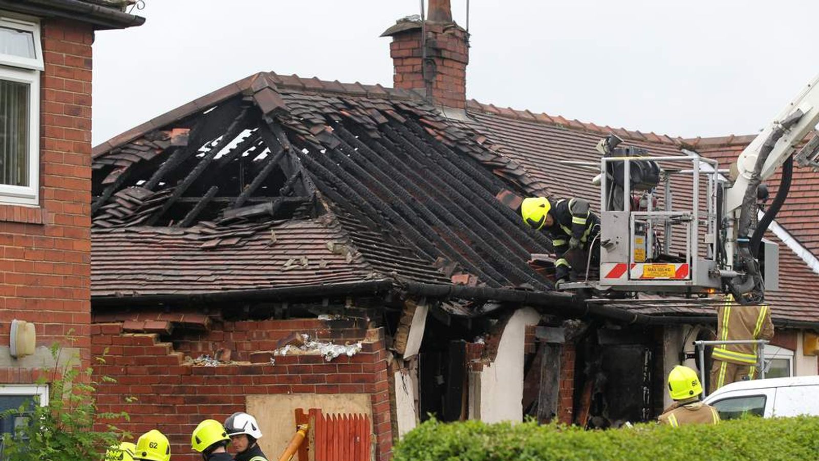 Leeds Man Hurt In Bungalow Explosion 