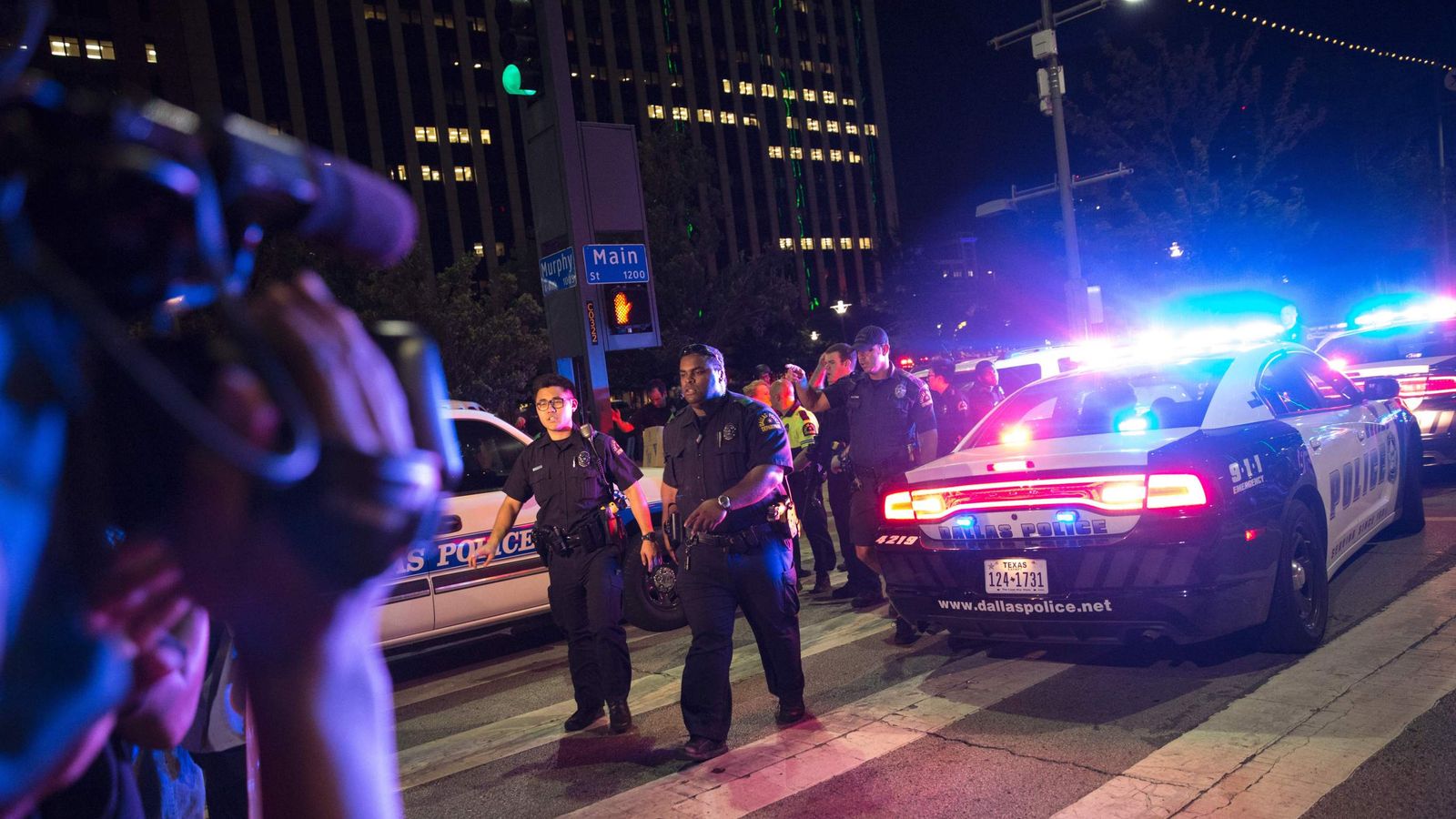 Dallas Police Come Under Attack | US News | Sky News