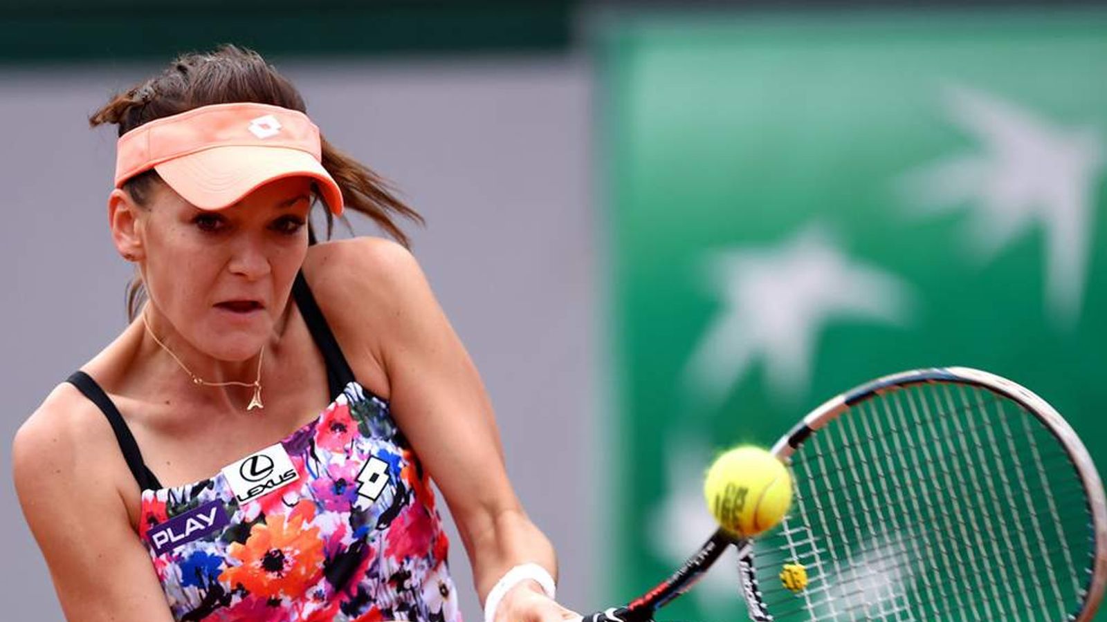 Radwanska Wins In Paris | Scoop News | Sky News