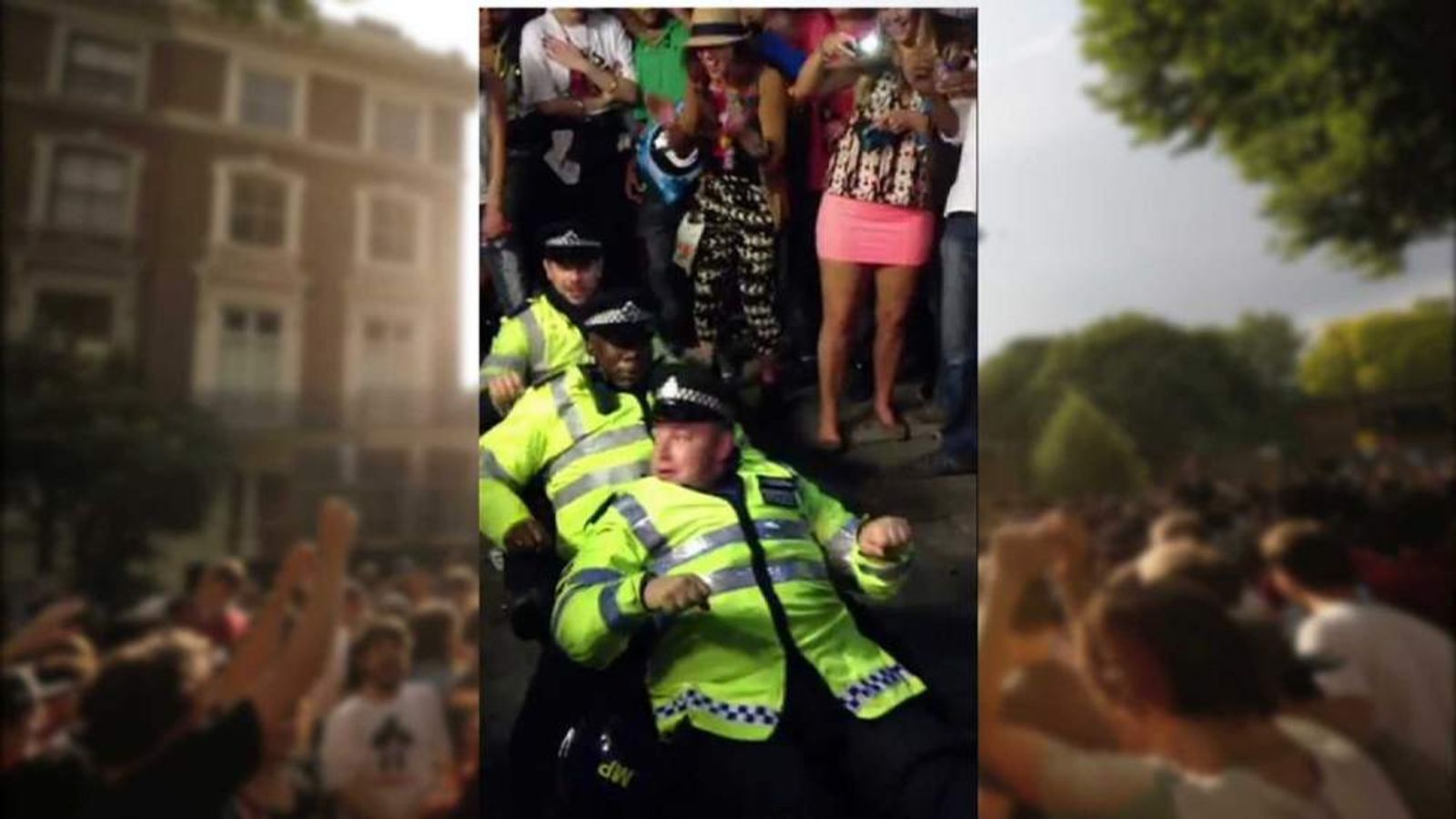 Notting Hill Carnival Police In Dance Off Uk News Sky News