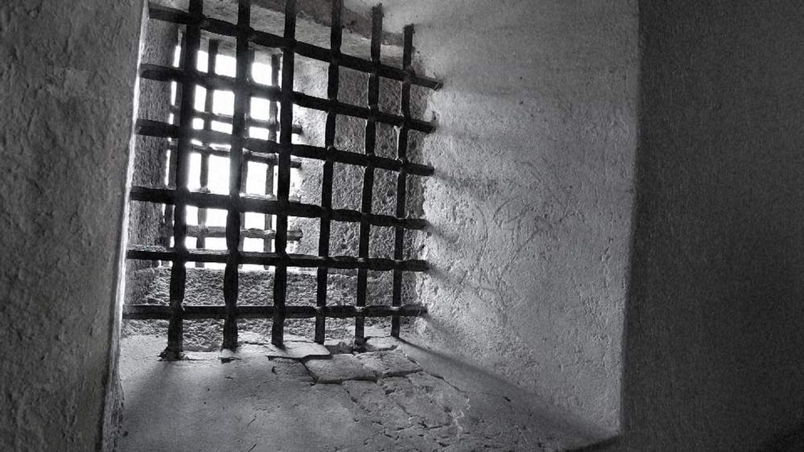 visit old prisons uk