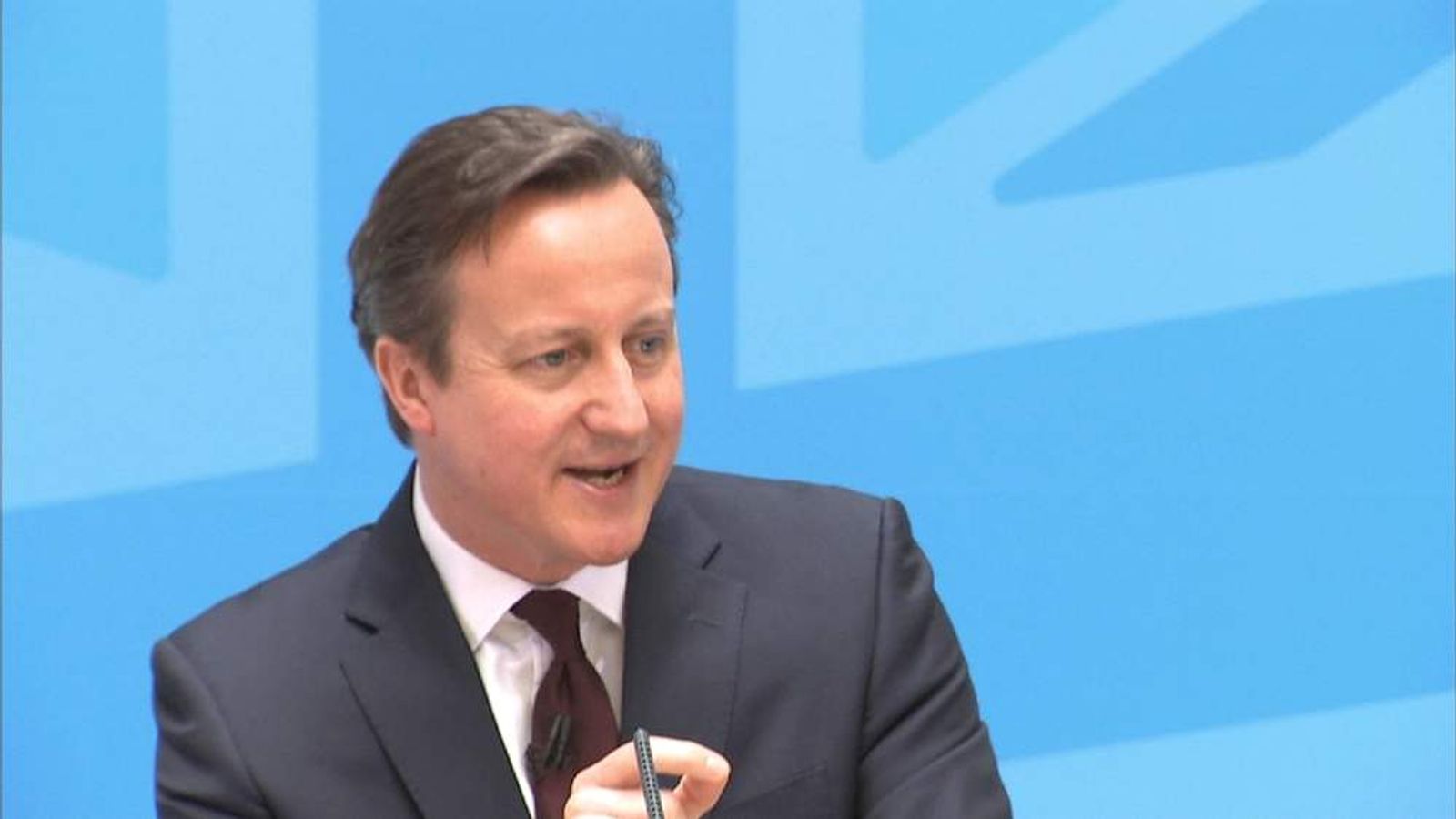 David Cameron Sets Out Plans To Tackle Immigration In The UK | Scoop ...