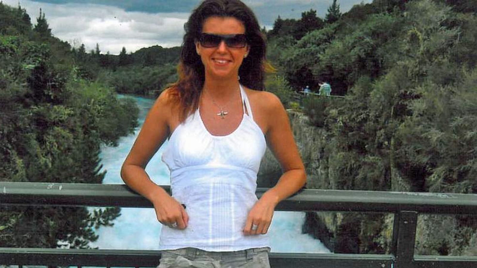 Pregnant Base Jumper Dies On Her Last Leap World News Sky News